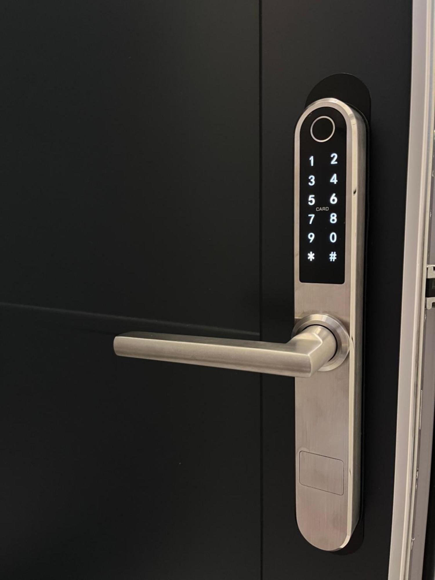 One Step Apartman - City Center With Self Check-In Szombathely Kültér fotó
