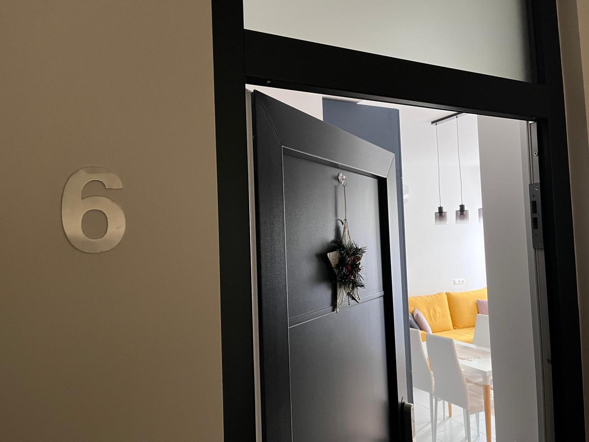 One Step Apartman - City Center With Self Check-In Szombathely Kültér fotó