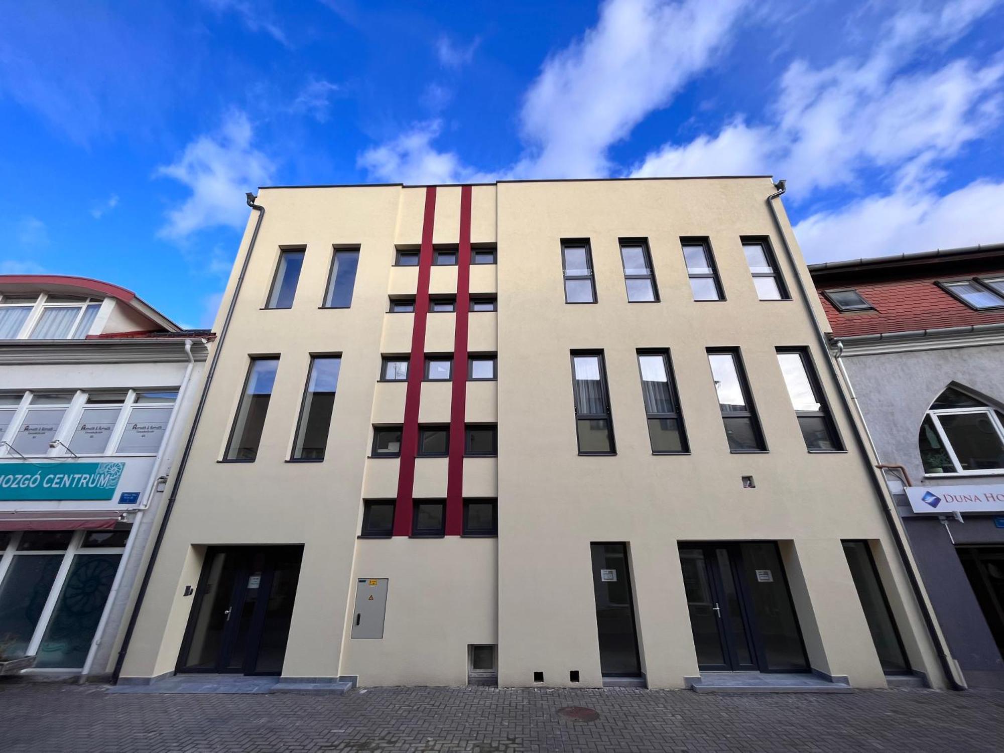 One Step Apartman - City Center With Self Check-In Szombathely Kültér fotó