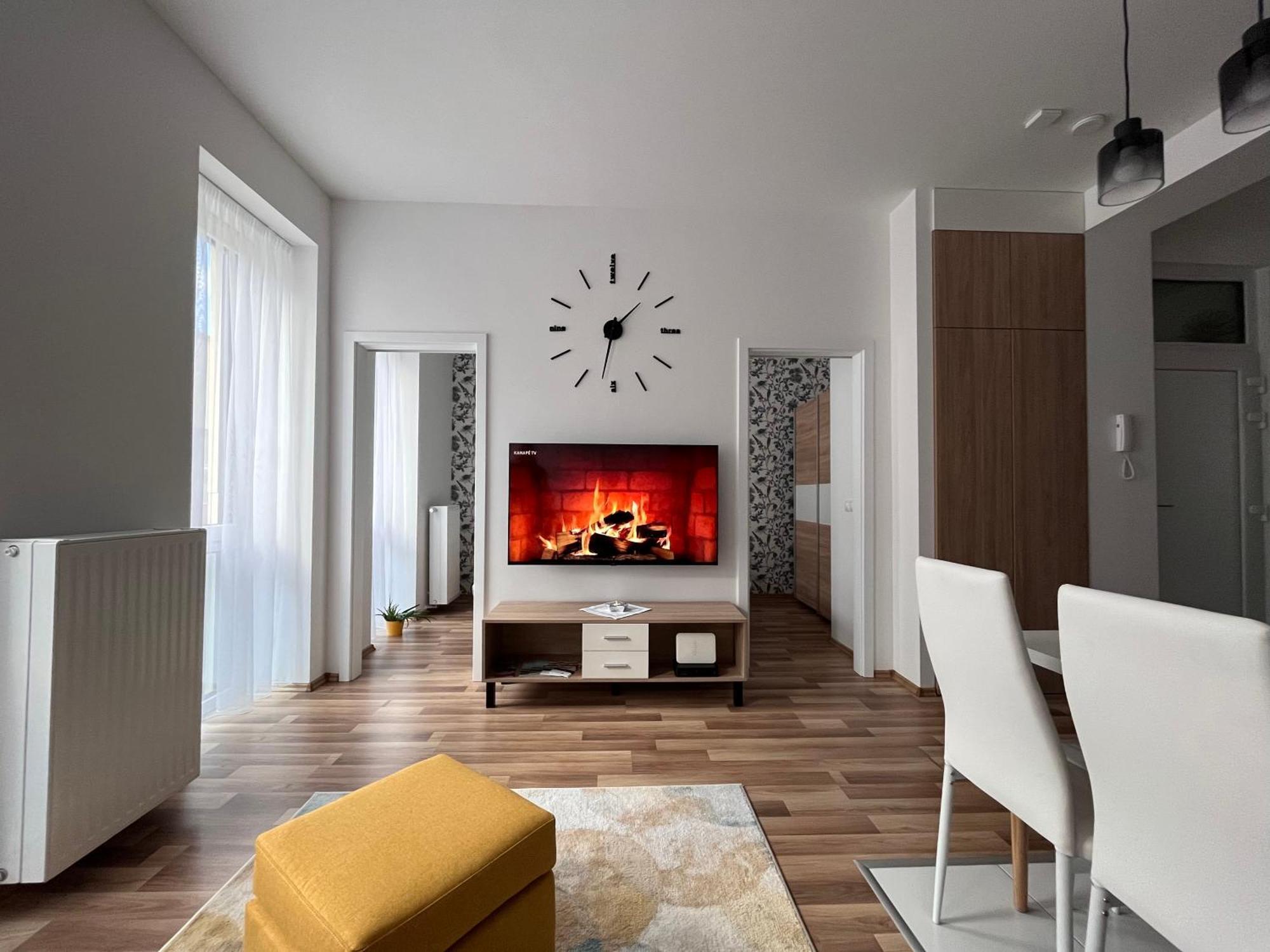 One Step Apartman - City Center With Self Check-In Szombathely Kültér fotó